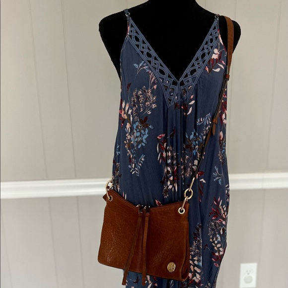 Vince Camuto Avin Crossbody Bag - Picture 8 of 10